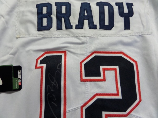 This mint home white Pat's jersey is authentic-style with sewn on name & numbers and GORGEOUS.  It comes signed by Tom Terrific on the back in silver with his #12 included!  This might be it for Tom and i highly doubt he will do any shows after retirement so your chance to get it now. Retails into the low thousands easily and guaranteed authentic. 