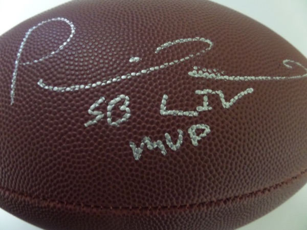 This mint Wilson NFL ball comes signed perfectly by this future HOF QB who just won yet another Super Bowl last year and they are undefeated as i type this in!  Can he go down in history as better than Brady? He is definitely on his way.  Included SB LIV MVP with his autograph in silver and retails in the low thousands already!